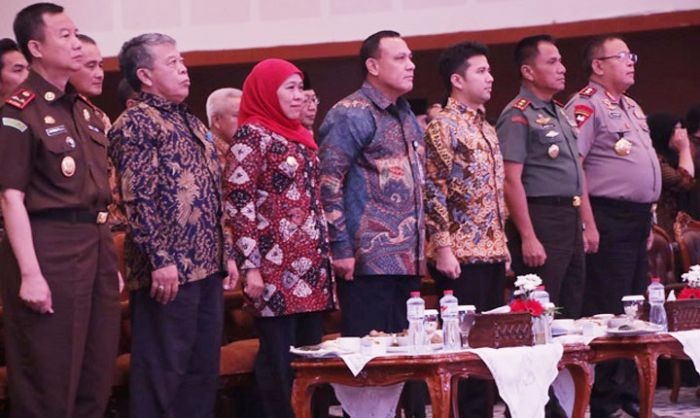 Gubernur Khofifah Gelar Rakor Sinergi Penyelenggaraan Pemerintahan se-Jatim Gubernur Khofifah Gelar Rakor Sinergi Penyelenggaraan Pemerintahan se-Jatim