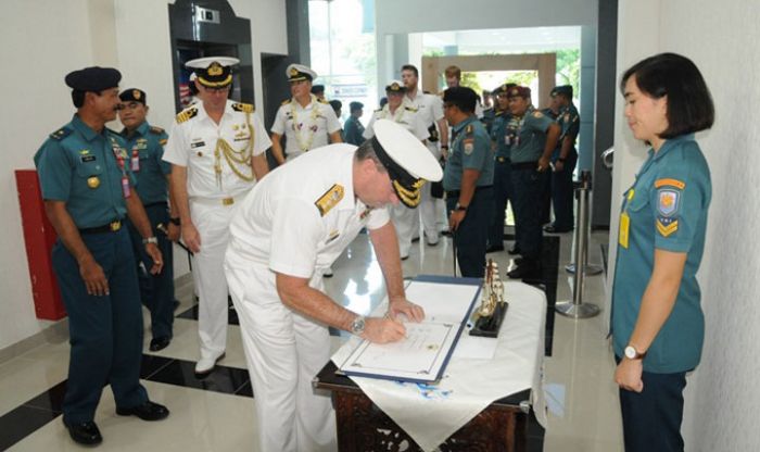 Kaskoarmada II Terima Kunjungan Panglima Armada Australia