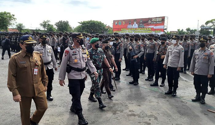4.000 Personel Diterjunkan untuk Amankan Pilkades Serentak di Pamekasan 4.000 Personel Diterjunkan untuk Amankan Pilkades Serentak di Pamekasan