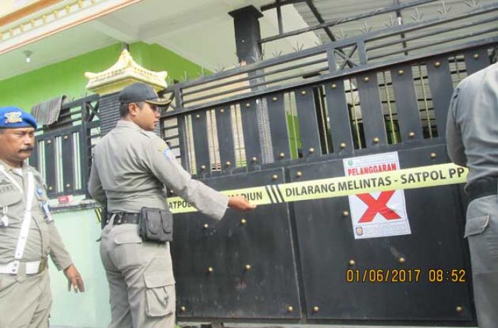 Langgar 3 Perda, Sebuah Rumah Kos di Mangunharjo Madiun Disegel Satpol PP