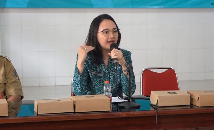 Ketua TP PKK Kabupaten Kediri Dorong Kades Alokasikan DD untuk Penguatan PKK Desa Ketua TP PKK Kabupaten Kediri Dorong Kades Alokasikan DD untuk Penguatan PKK Desa