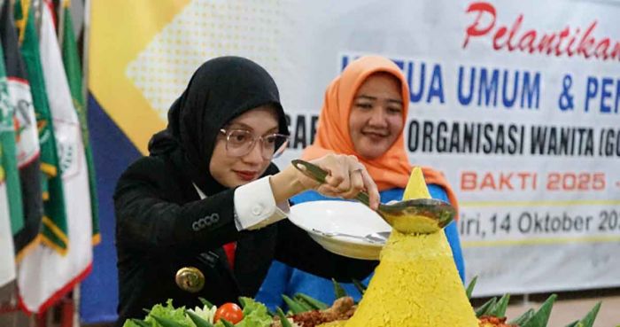 Lantik Ketua dan Pengurus GOW 2025-2030, Wali Kota Kediri Dorong Perempuan Lebih Berdaya dan Setara