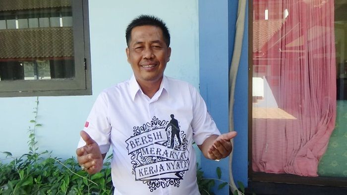 Manfaatkan Jaringan Teman Sekolah, Bekas Sopir Truk Jadi Anggota DPRD Sidoarjo Manfaatkan Jaringan Teman Sekolah, Bekas Sopir Truk Jadi Anggota DPRD Sidoarjo