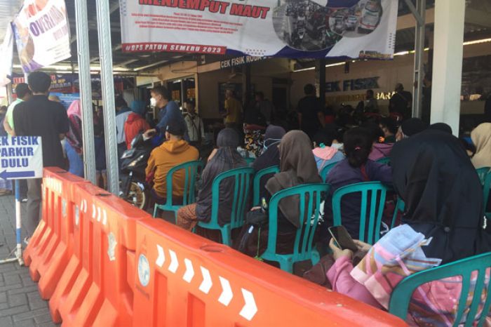 Volume WP Samsat Tandes Surabaya Naik 30% Volume WP Samsat Tandes Surabaya Naik 30%