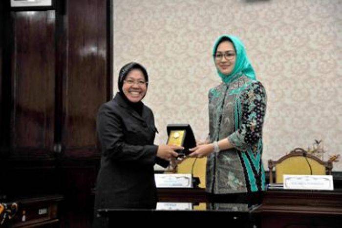 Surabaya-Tangerang Selatan Jalin Kerjasama 
