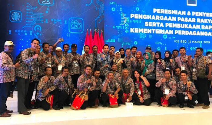 Hadiri Pasar Rakyat Award 2019, Wali Kota Mojokerto Bertekad untuk Meningkatkan Ekonomi Kerakyatan