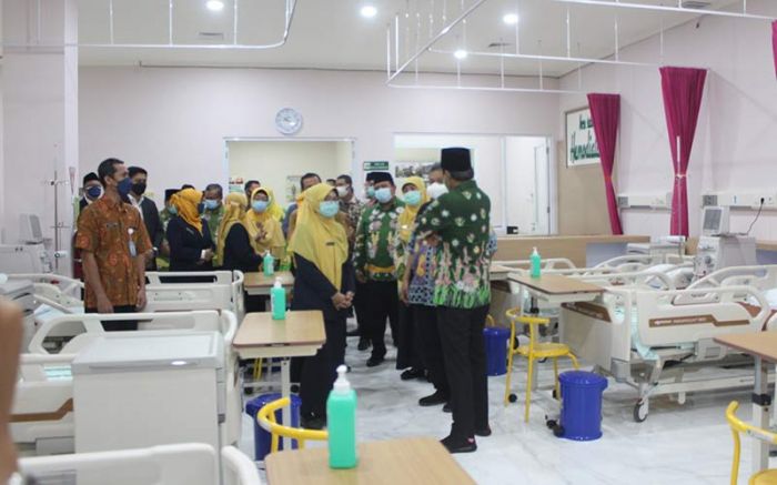 Tingkatkan Layanan Hemodialisis, RSUD Bangil Tambah Puluhan Mesin Baru Tingkatkan Layanan Hemodialisis, RSUD Bangil Tambah Puluhan Mesin Baru