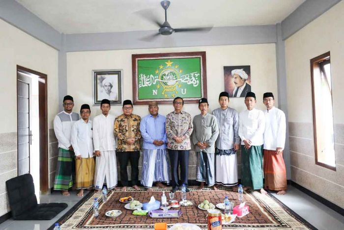 Mahfud MD Sebut Pemerintah Nyaman saat Bendera NU Berkibar Tinggi Mahfud MD Sebut Pemerintah Nyaman saat Bendera NU Berkibar Tinggi