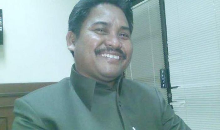 Jelang Pilbup Gresik 2020 (14): Anggota DPRD Harus Mundur Jika Ikut Nyalon Jelang Pilbup Gresik 2020 (14): Anggota DPRD Harus Mundur Jika Ikut Nyalon