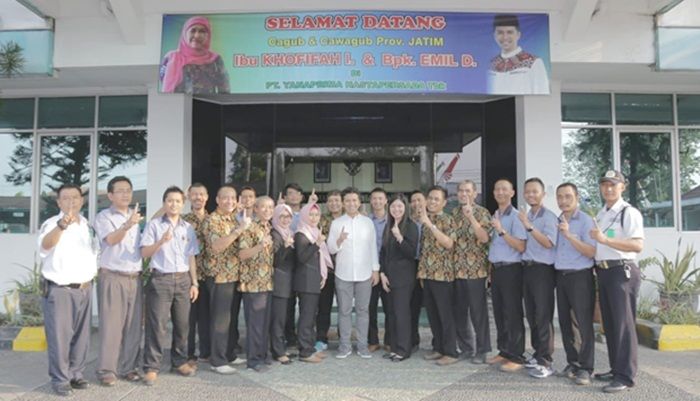 Punya Reputasi Bagus dalam Memimpin Daerah, Buruh di Sidoarjo Lebih Yakin Dukung Emil Dardak Punya Reputasi Bagus dalam Memimpin Daerah, Buruh di Sidoarjo Lebih Yakin Dukung Emil Dardak