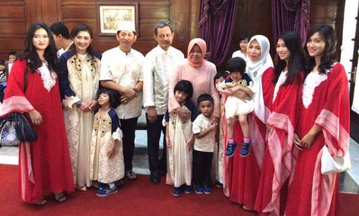 Gelar Open House, Risma Soroti Program Mitra Warga Gelar Open House, Risma Soroti Program Mitra Warga