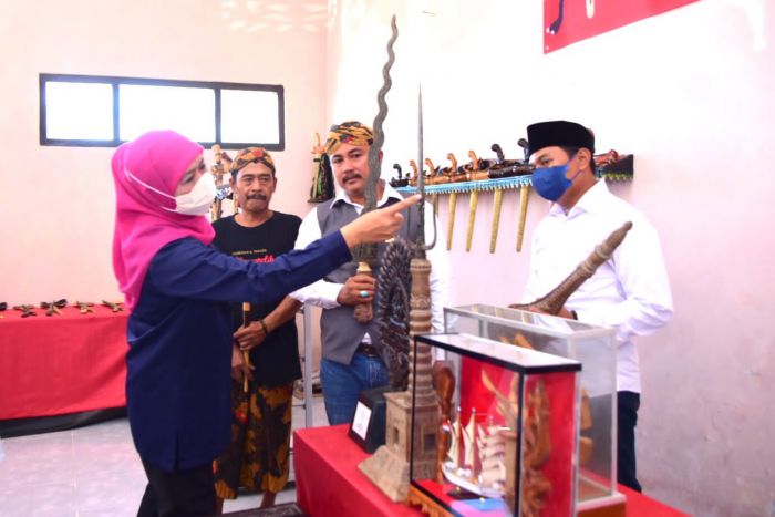 Bravo! Desa Wisata Keris Aeng Tong-Tong Sumenep Juara I ADWI 2022 Kategori Daya Tarik Pengunjung Bravo! Desa Wisata Keris Aeng Tong-Tong Sumenep Juara I ADWI 2022 Kategori Daya Tarik Pengunjung