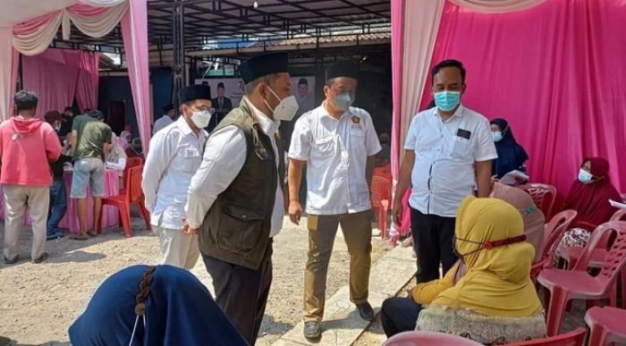 Vaksinasi Gerindra Gresik, Dipantau Langsung Bupati Gus Yani dan Asluchul Alif Vaksinasi Gerindra Gresik, Dipantau Langsung Bupati Gus Yani dan Asluchul Alif