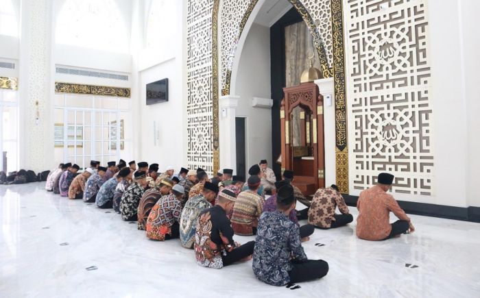 Polresta Sidoarjo Gelar Doa Bersama untuk Korban Gempa Cianjur Polresta Sidoarjo Gelar Doa Bersama untuk Korban Gempa Cianjur