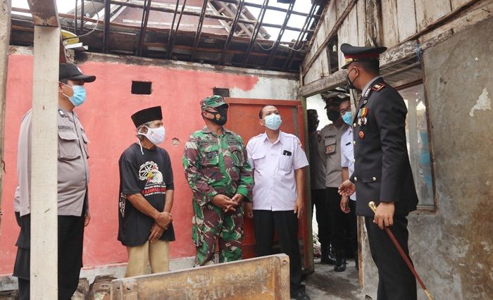 Momen Peringatan Hari Pahlawan, Kapolres Ngawi Resmikan Pembangunan RLH