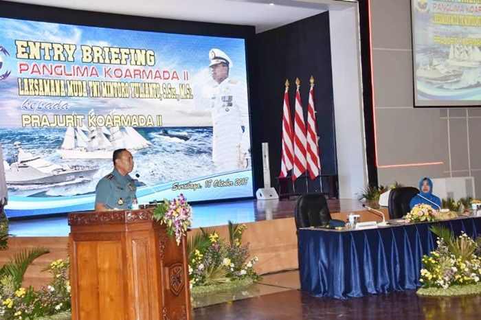 Pangkoarmada II: Jadikan Koarmada II Center of Gravity TNI AL Pangkoarmada II: Jadikan Koarmada II Center of Gravity TNI AL