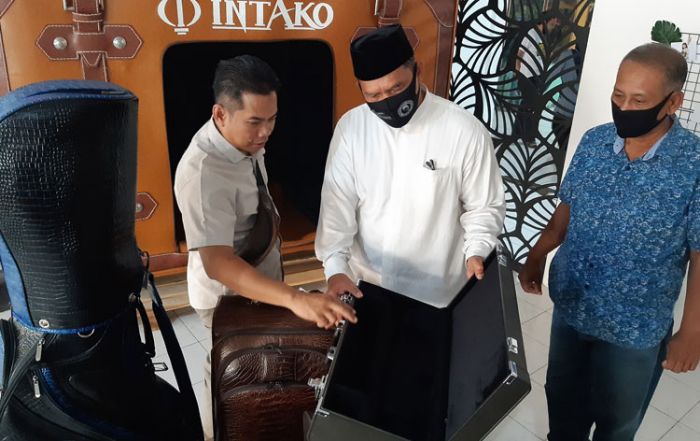 Sambangi Perajin Tas, BHS Siapkan Program Geliatkan Intako Tanggulangin