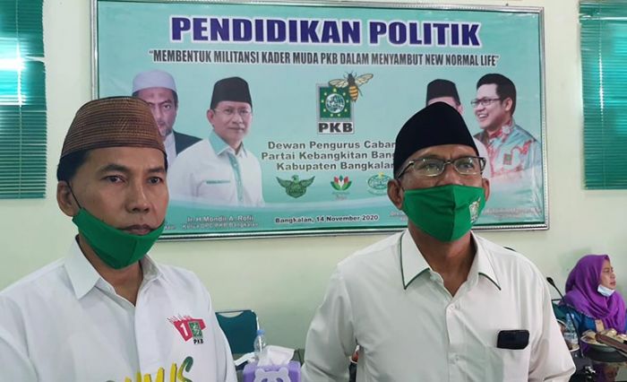 Ra Mondir Minta Kader Muda PKB Bangkalan Jadi Pejuang Kemaslahatan Umat Ra Mondir Minta Kader Muda PKB Bangkalan Jadi Pejuang Kemaslahatan Umat