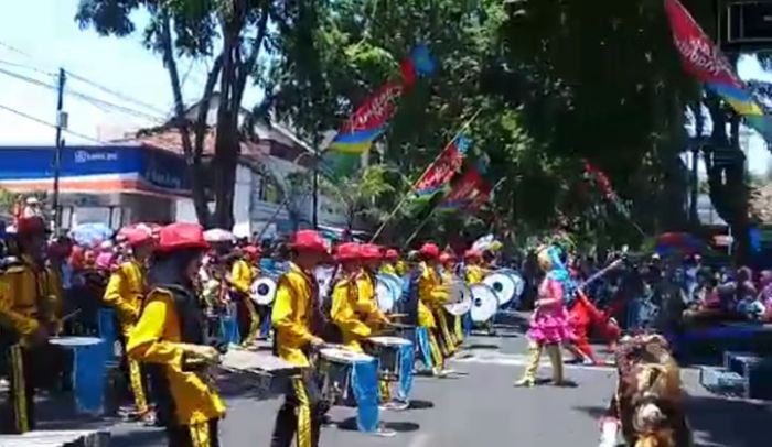Pamekasan Drumband Carnival Meriahkan Hari Jadi Kabupaten Pamekasan ke-489