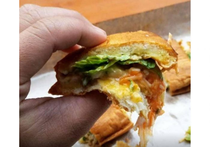 Jelang Ramadhan, Kuliner Roti John Like Mojokerto Siapkan Takjil Istimewa