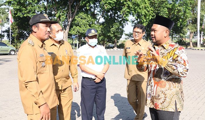 Bupati Gresik Lepas 158 Peserta Diklat Poltekpel Bupati Gresik Lepas 158 Peserta Diklat Poltekpel