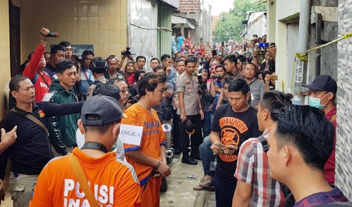Kapolresta Sidoarjo Cek Jalannya Rekonstruksi Pembacokan di Taman Sidoarjo Kapolresta Sidoarjo Cek Jalannya Rekonstruksi Pembacokan di Taman Sidoarjo