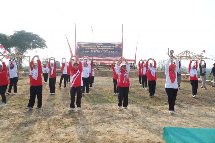 Kenalkan Eco Wisata Kampung Terpadu, Dandim Tuban Gelar Senam Bareng dan Tanam Pohon