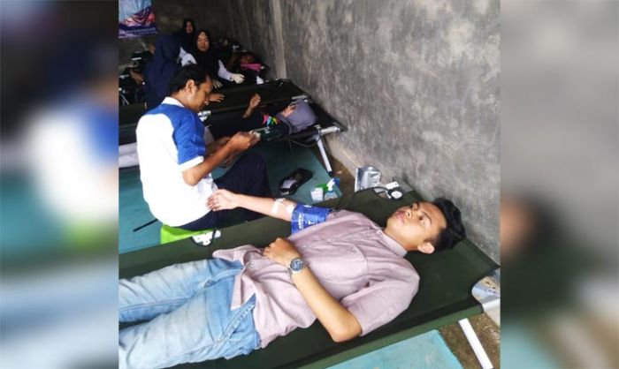 KKN 49 UTM di Desa Paterongan, Gelar Pemeriksaan Gula Darah Gratis Hingga Donor Darah KKN 49 UTM di Desa Paterongan, Gelar Pemeriksaan Gula Darah Gratis Hingga Donor Darah