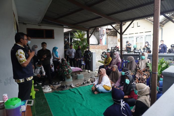 Deteksi Dini TBC, Dinkes Kota Batu dan Puskesmas Sisir Gelar Skrining di Kelurahan Temas