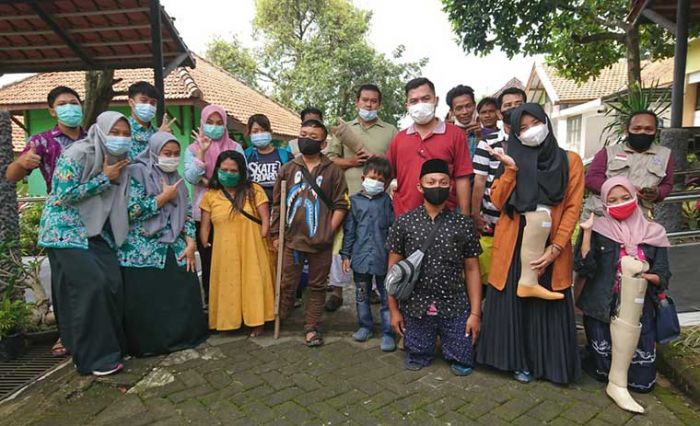 Alhamdulillah, 7 Penyandang Disabilitas di Pamekasan Dapatkan Bantuan Kaki Palsu Alhamdulillah, 7 Penyandang Disabilitas di Pamekasan Dapatkan Bantuan Kaki Palsu