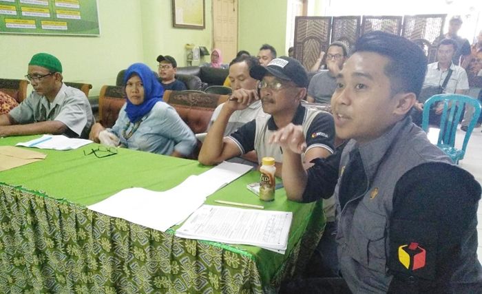 Tiga Hari Rekapitulasi, PPK Klojen Baru Bisa Tuntaskan 2 Kelurahan Tiga Hari Rekapitulasi, PPK Klojen Baru Bisa Tuntaskan 2 Kelurahan