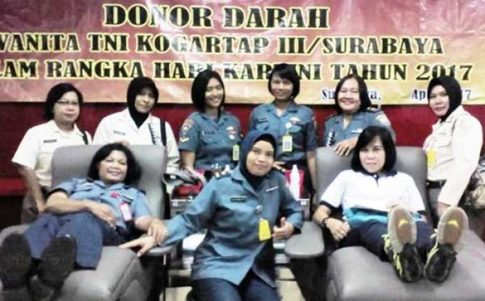 Setetes Darah untuk Sesama Warnai Peringatan Hari Kartini Wan TNI Wilayah Surabaya Setetes Darah untuk Sesama Warnai Peringatan Hari Kartini Wan TNI Wilayah Surabaya