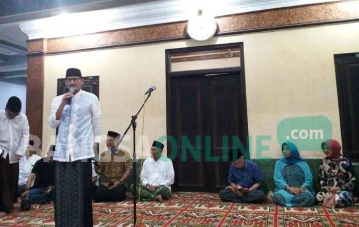 Kunjungi Ponpes Tebuireng, Sandiaga Uno Beri Motivasi Santri tentang Bisnis Ekonomi Kreatif