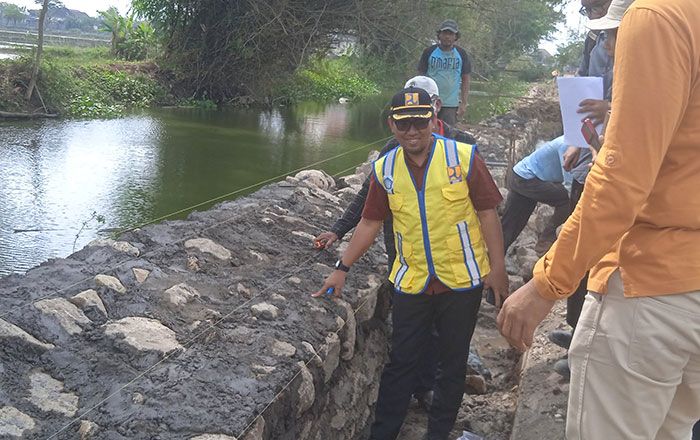 Sidak Proyek Rp 7 Miliar, Kepala Dinas PU Bina Marga Lamongan Pastikan Pengerjaan Berkualitas
