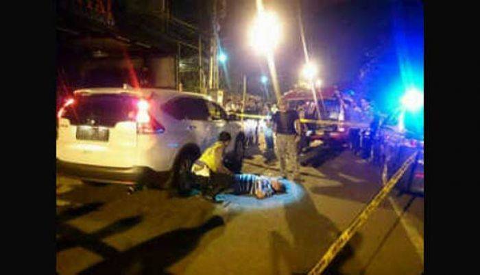 Jantung Kumat, Warga Ngagel Tewas di samping Mobil Jantung Kumat, Warga Ngagel Tewas di samping Mobil