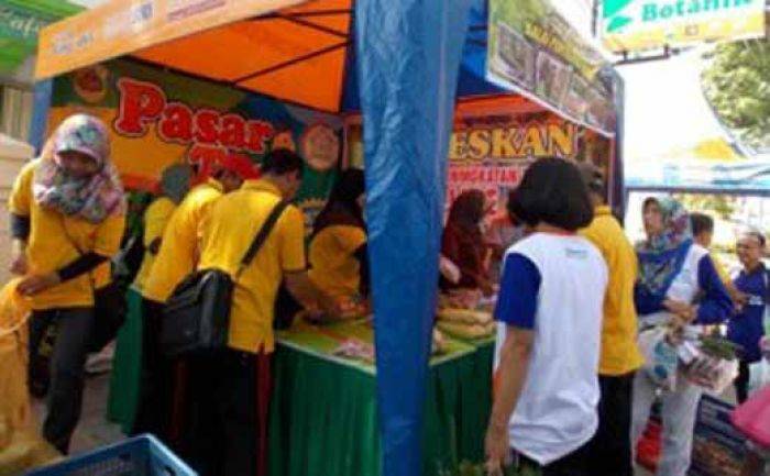 Pasarkan Produk Pertanian Organik, Dispertan Bondowoso Buka Pasar Tani Pasarkan Produk Pertanian Organik, Dispertan Bondowoso Buka Pasar Tani