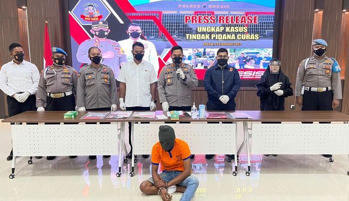 Bravo! Kurang dari 3 Jam, Polres Gresik Berhasil Bekuk Pelaku Begal Driver Online Bravo! Kurang dari 3 Jam, Polres Gresik Berhasil Bekuk Pelaku Begal Driver Online