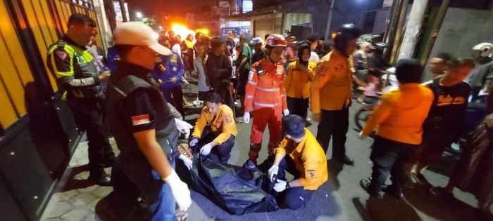 Pemotor di Bawah Umur Bonceng 3 Terlibat Laka di Dukuh Bulak Banteng, 1 Tewas Pemotor di Bawah Umur Bonceng 3 Terlibat Laka di Dukuh Bulak Banteng, 1 Tewas