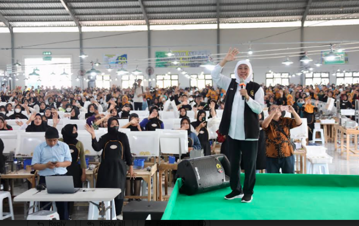 Pesan Khofifah di Hari Buruh Internasional 2024 Pesan Khofifah di Hari Buruh Internasional 2024