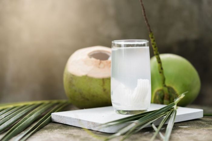 Efek Minum Air Kelapa Saat Berbuka Puasa, Ini Penjelasannya Efek Minum Air Kelapa Saat Berbuka Puasa, Ini Penjelasannya