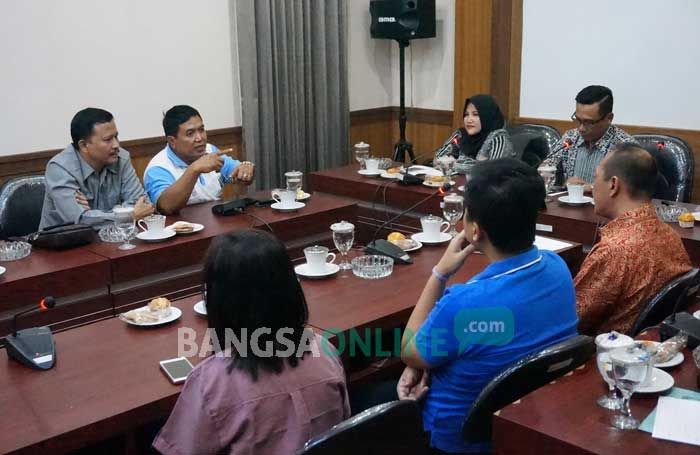 Hasil Hearing DPRD Jombang, Izin Operasional Swalayan Borobudur Terancam Dicabut Hasil Hearing DPRD Jombang, Izin Operasional Swalayan Borobudur Terancam Dicabut