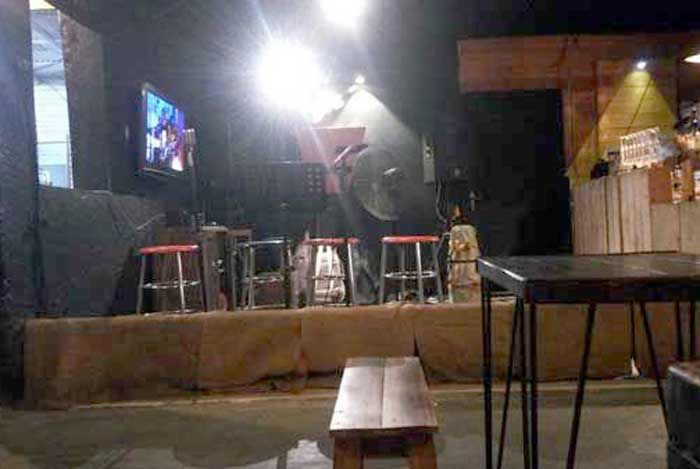 Eatorland Café and Resto, Manjakan Pengunjung dengan Live Music berbagai Genre Eatorland Café and Resto, Manjakan Pengunjung dengan Live Music berbagai Genre
