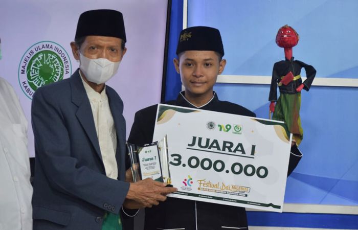 Pemuda Asal Sidayu Gresik Sabet Juara I Lomba Dai Milenial Pemuda Asal Sidayu Gresik Sabet Juara I Lomba Dai Milenial
