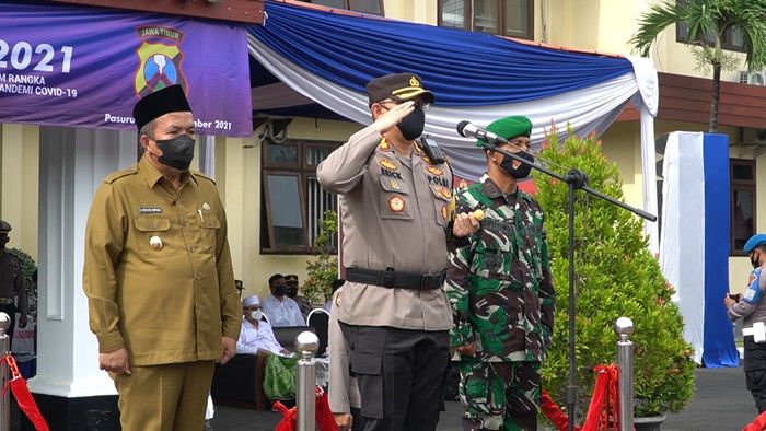 Cipta Kondisi Jelang Nataru, Kapolres Pasuruan Pimpin Apel Gelar Pasukan Operasi Zebra Semeru 2021 Cipta Kondisi Jelang Nataru, Kapolres Pasuruan Pimpin Apel Gelar Pasukan Operasi Zebra Semeru 2021