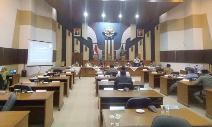 Gugus Tugas Paparkan Program Kerja ke Pansus Covid-19 Gugus Tugas Paparkan Program Kerja ke Pansus Covid-19
