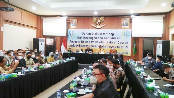 Komisi A DPRD Jatim Inisiasi Revisi Perpres 33 Tahun 2020 Komisi A DPRD Jatim Inisiasi Revisi Perpres 33 Tahun 2020