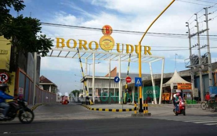 Diskriminasi Busana Karyawati, Manajemen Borobudur dan Keraton Jombang Dikecam Diskriminasi Busana Karyawati, Manajemen Borobudur dan Keraton Jombang Dikecam