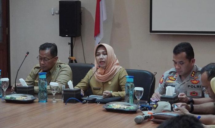 Ning Ita Bentuk Satgas Percepatan Penanganan Corona Ning Ita Bentuk Satgas Percepatan Penanganan Corona