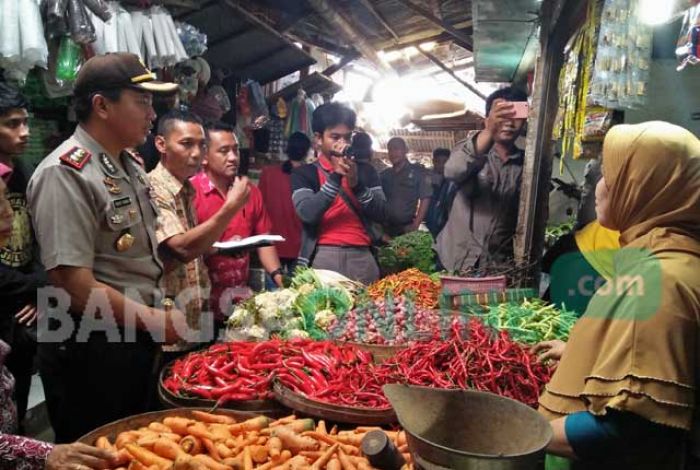 Jelang Ramadhan, Kapolres Bersama Pemkab Tuban Sidak Pasar Jelang Ramadhan, Kapolres Bersama Pemkab Tuban Sidak Pasar