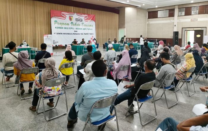 Gandeng Korem 082/CPYJ, SIG Pabrik Tuban Kembali Gelar Vaksin Booster bagi Masyarakat Gandeng Korem 082/CPYJ, SIG Pabrik Tuban Kembali Gelar Vaksin Booster bagi Masyarakat